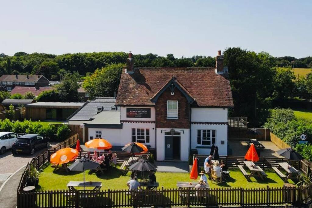 The Plough And Harrow Tilmanstone Hotel เดล ภายนอก รูปภาพ